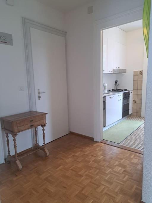 Apartment Comfortable 1 Bd Peseux